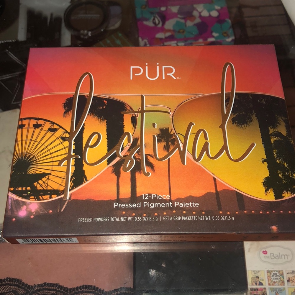 Pur Festival 12 Piece Pressed Pigment Palette